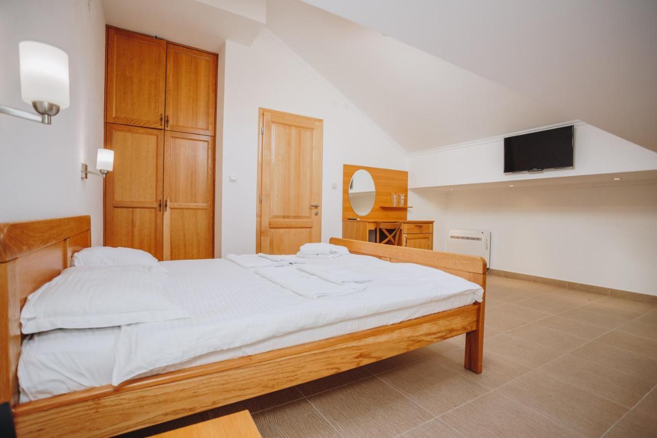 Eco Winery Lipovac Apartments Cetynia Zewnętrze zdjęcie
